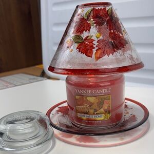 Yankee Candle with Fall Wreath Glass Topper and Glass Plate